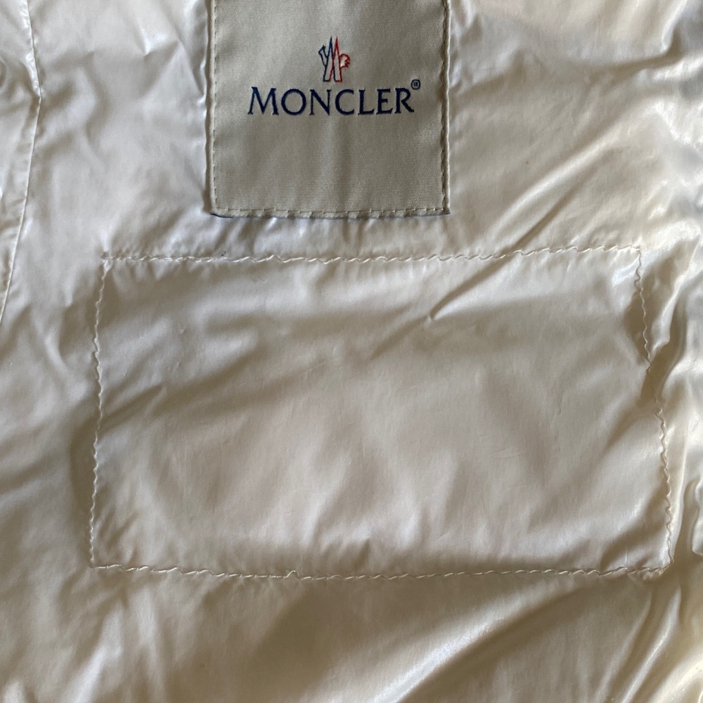 Moncler Puffer Jacket - Picture 7 of 12